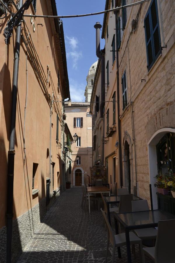 L'Angolo Di Mare Centro Di Sirolo Exterior photo